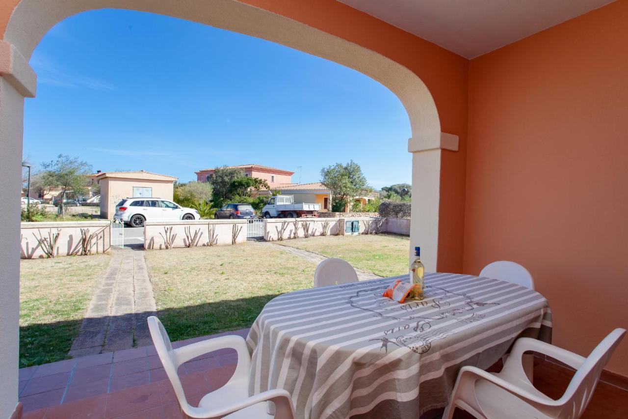 Residence Cinta 5 San Teodoro  Exterior foto