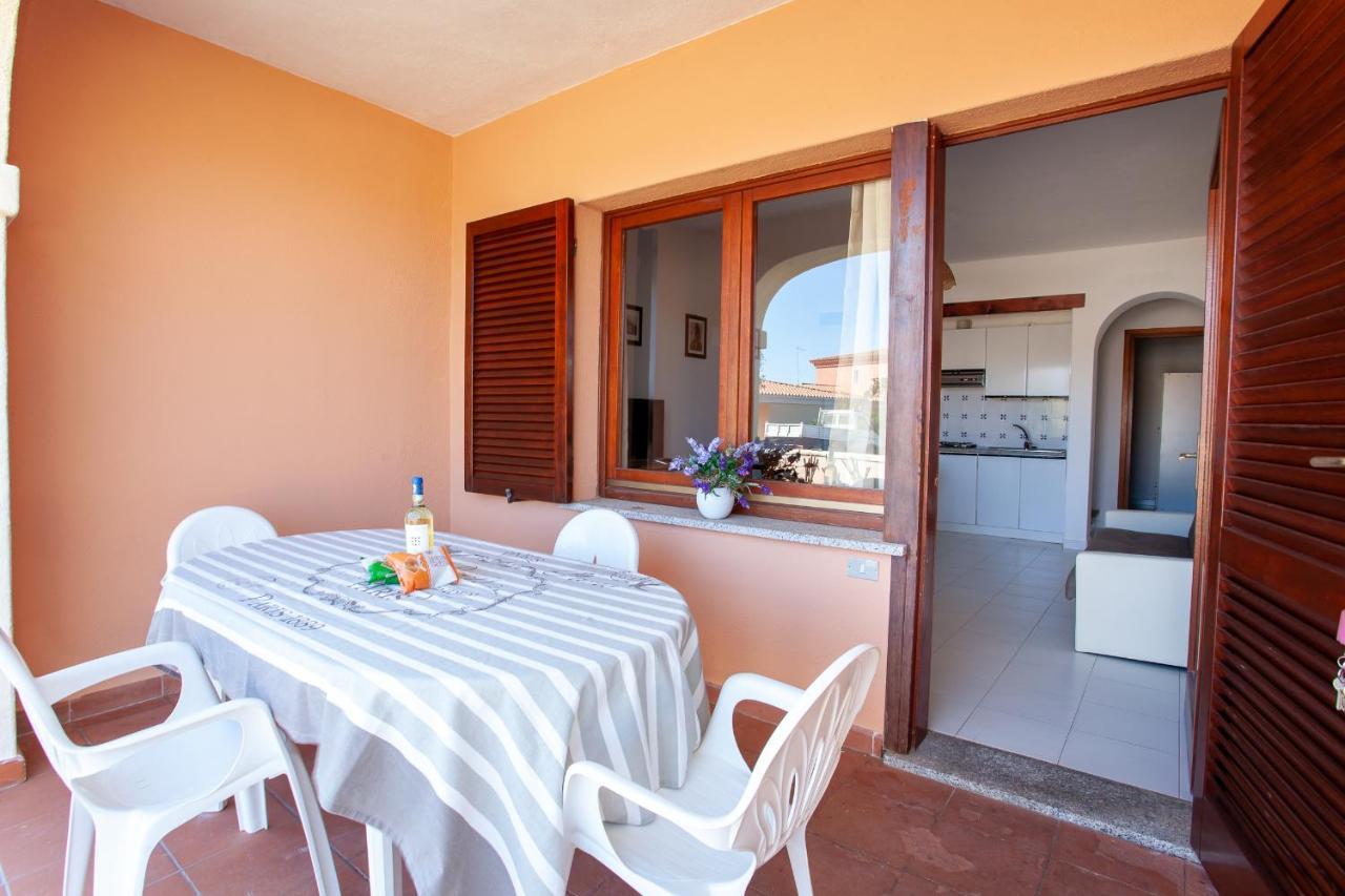 Residence Cinta 5 San Teodoro  Exterior foto